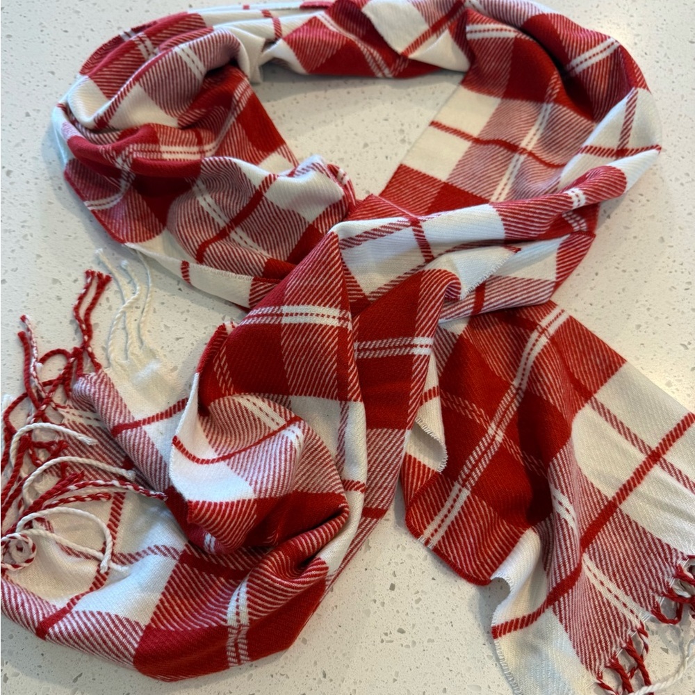 Cashmere Feel Pashmina Shawl Scarf Red White Plaid Fringes Women’s Accessories